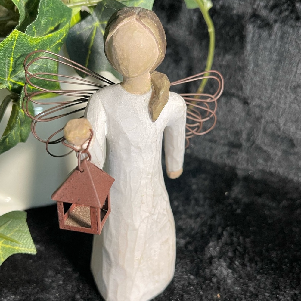 Willow Tree Figurine Angel of Hope